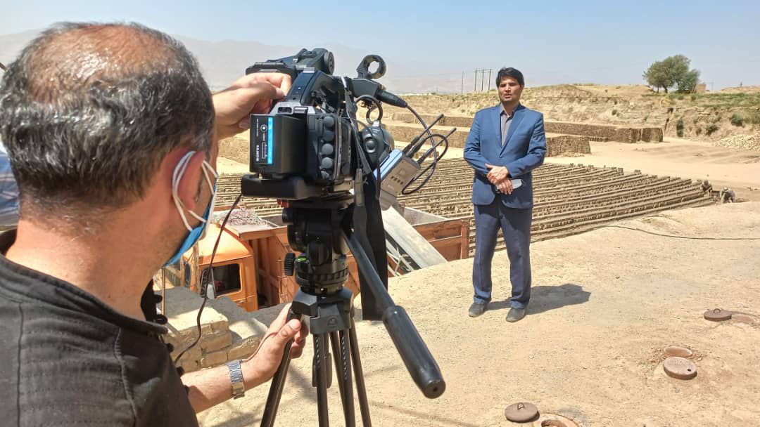 بررسی موانع تولید در «چرخ دنده» سیمای استانی لرستان