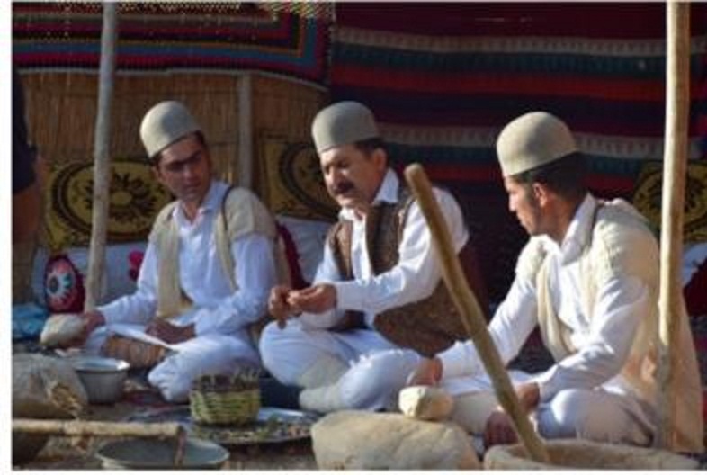 ردپای گذشتگان در شبکه دنا