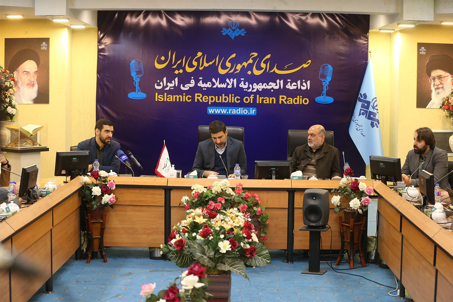 تولید پادکست 100 قسمتی مجموعه برنامه پرسمان قانون اساسی؛ اقدام ارزشمند ایران صدا