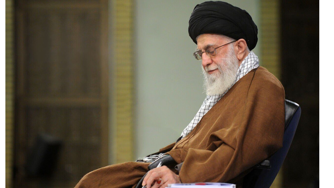 زبان فارسی در نگاه رهبر شهید انقلاب
