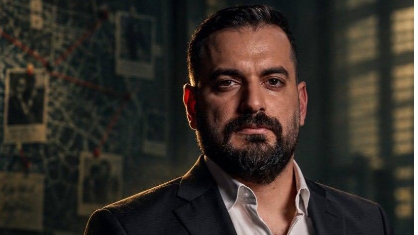 آریا طاهری مجری مسابقه «سرنخ» شد