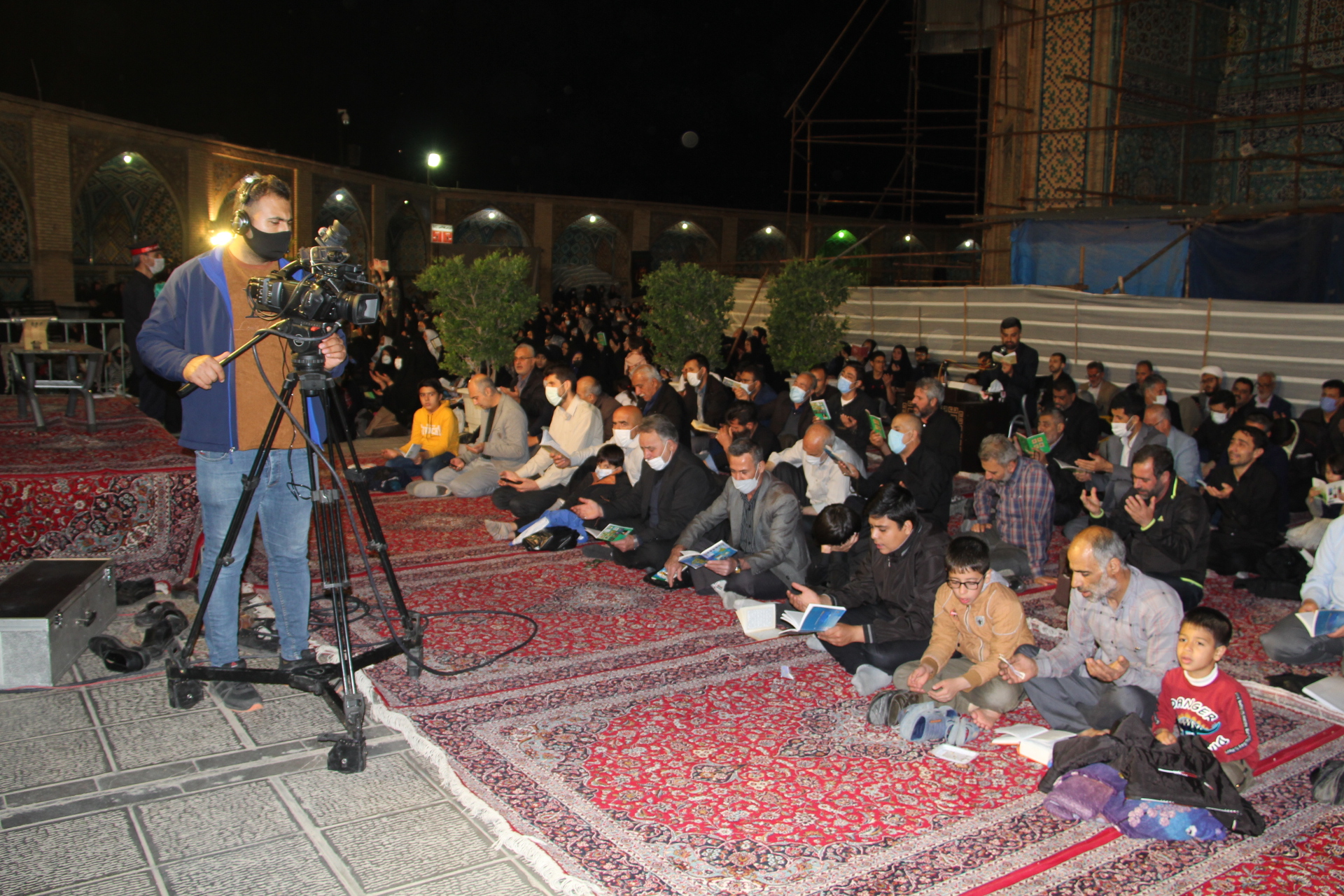 پوشش زنده مراسم لیالی قدر در شبکه قزوین