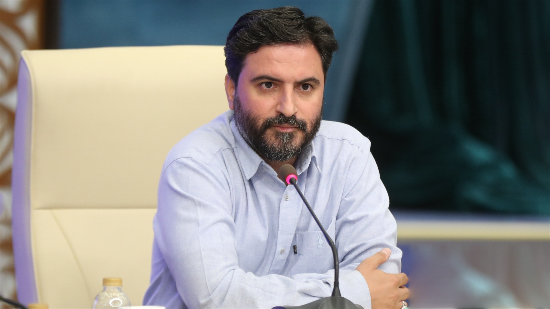 بدرقه رهبر شهید با 40 اثر شعرخوانی و ۱۰ قطعه موسیقایی